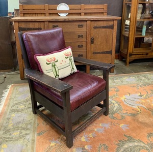 Early Gustav Stickley Arm Chair in Dark Original Finish, signed red decal 1904-1906